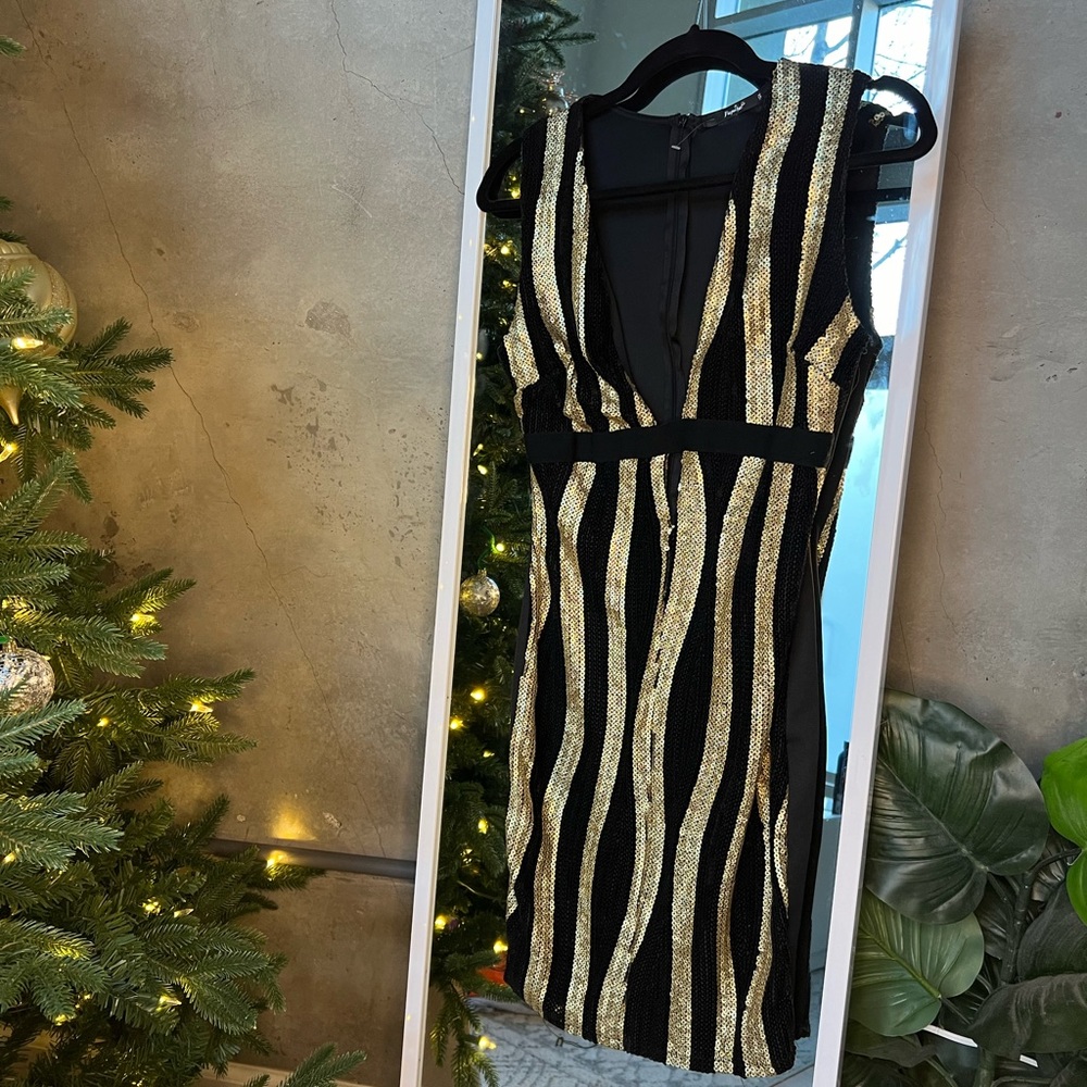 🌙 SEQUIN DRESS (S/M)